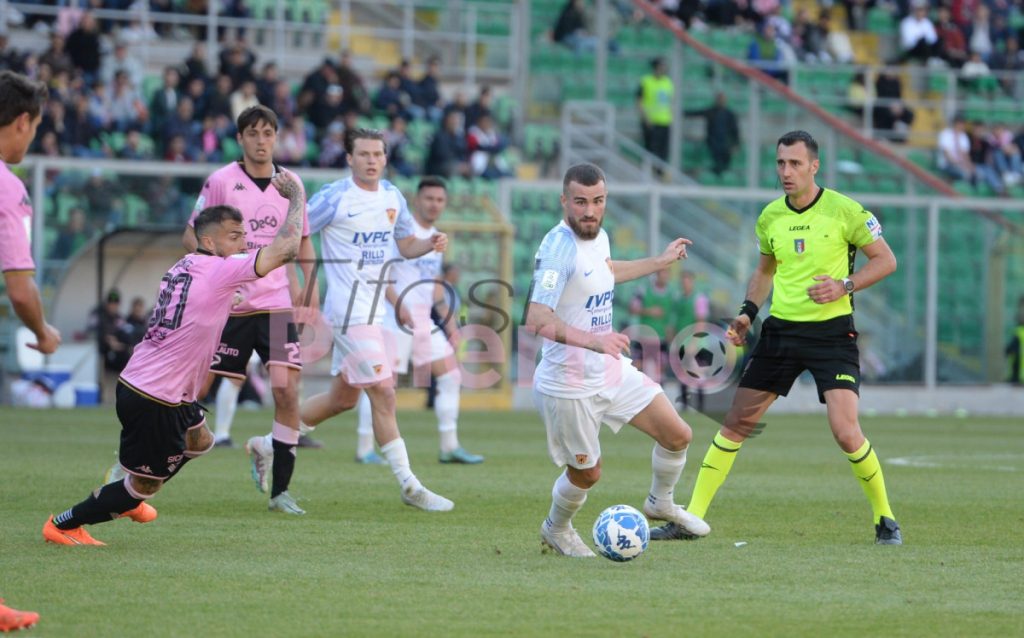 GazzaSport – Palermo, rimpianto al 95′. Il Benevento c’è ancora