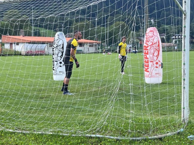 FOTO/VIDEO – Ritiro Palermo, l’allenamento dei portieri a Pinzolo