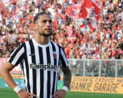 Calciomercato Spezia, si complica la pista Nzola: all-in su Mendes