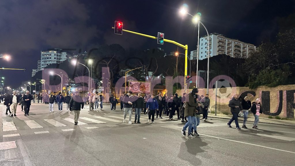 Repubblica – Ambulanti allo stadio ammessi con un bando: fine di un’epoca