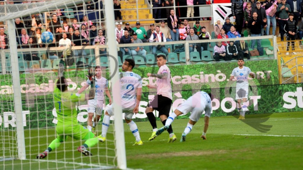 VIDEO – Palermo-Como 3-0, gli highlights del match del Barbera