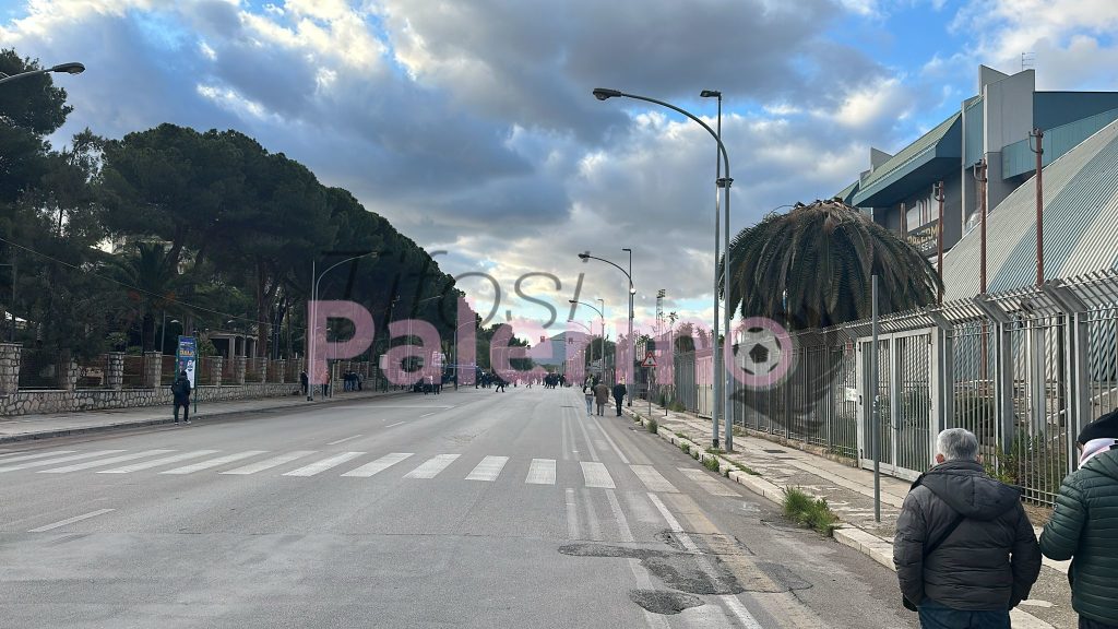 GazzParma – Al Barbera rubato striscione ai sostenitori del Parma: tensione e scontri