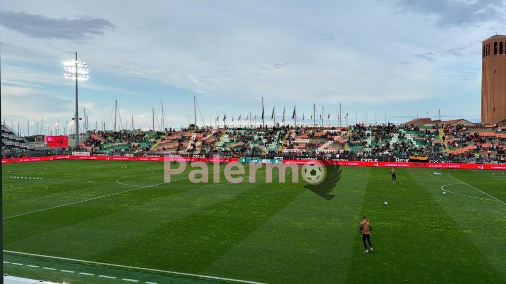FOTO – Venezia-Palermo: le prime immagini dal Penzo