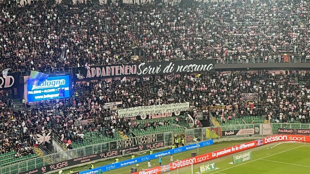 Palermo, il messaggio della Curva Nord dopo il gol di Diakité