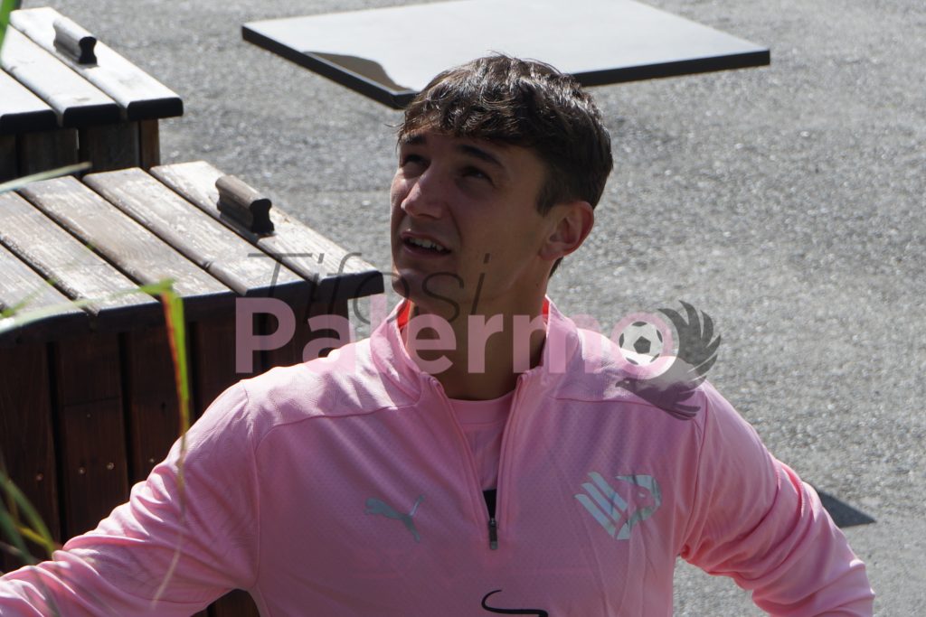Palermo, è fatta per la cessione di Damiani: i dettagli