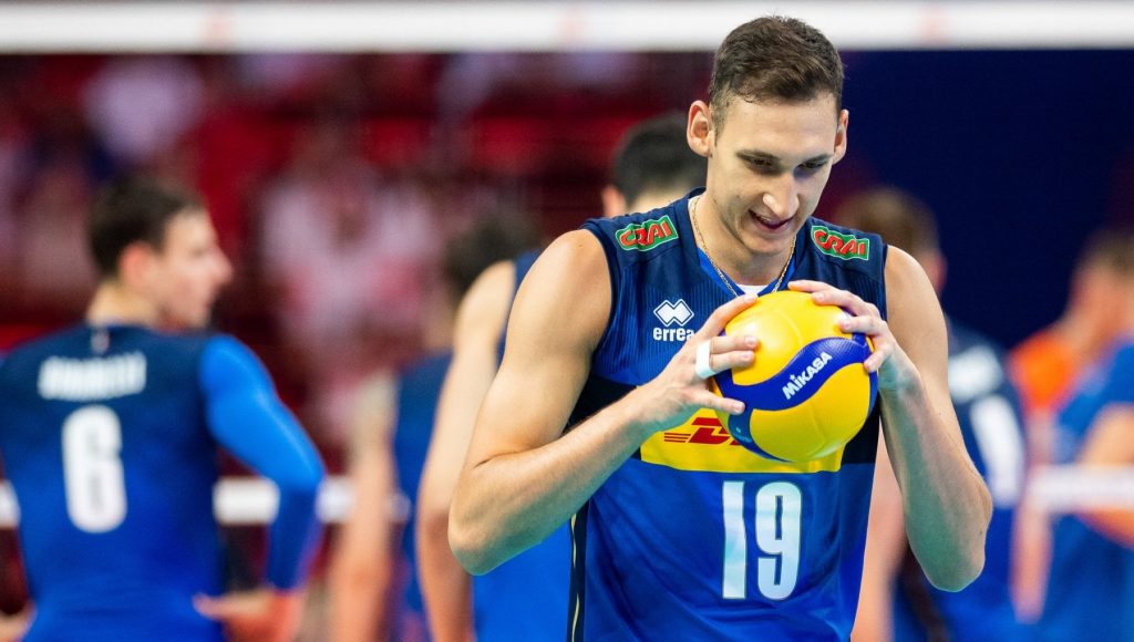 Olimpiadi, l’Italvolley vince contro il Brasile: Russo esulta con… la maglia del Palermo