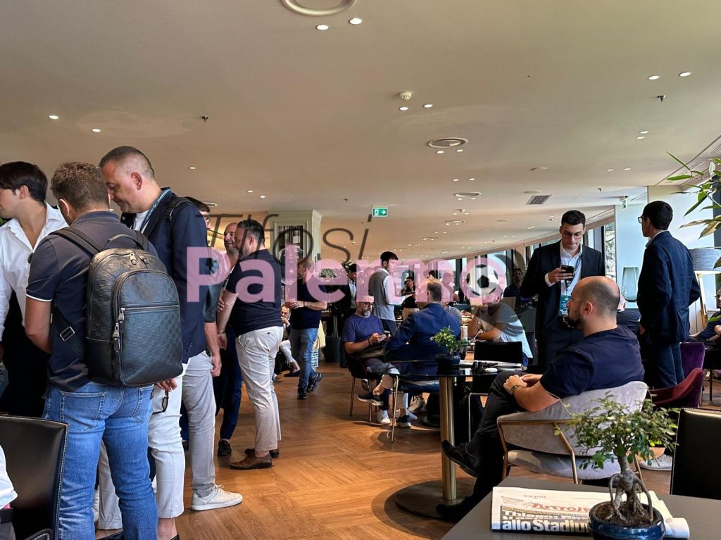 Tifosi Palermo questa sera in diretta dallo Sheraton