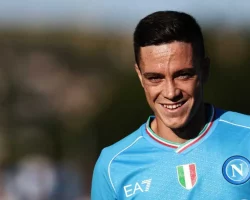 Calciomercato Roma, sfuma Raspadori: andrà in un altro club di A