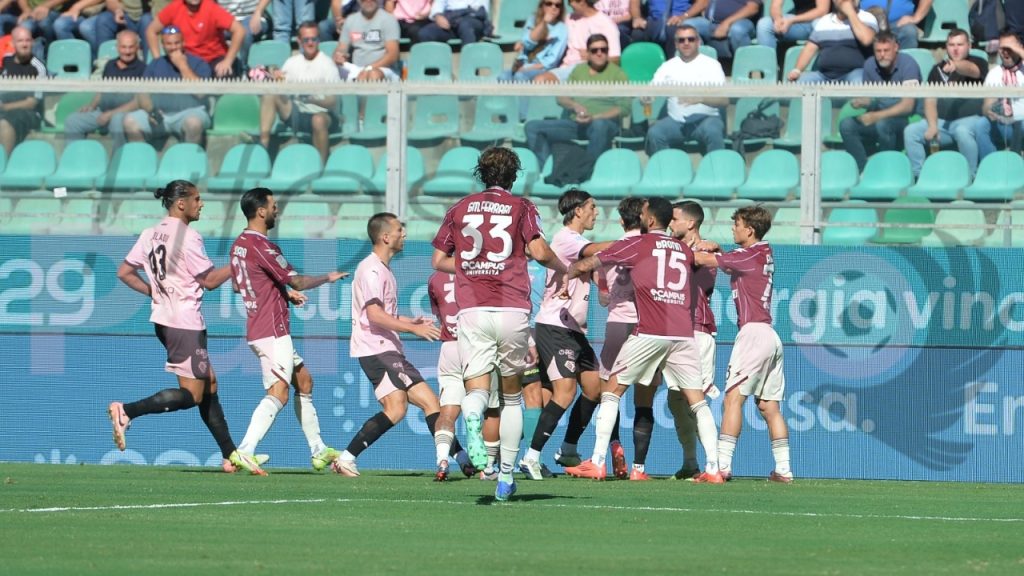 Salernitana, subito al lavoro in vista del Palermo. Titolare in dubbio