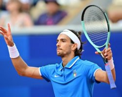 Australian Open, si ritira Musetti: “Stavo giocando il mio miglior tennis”