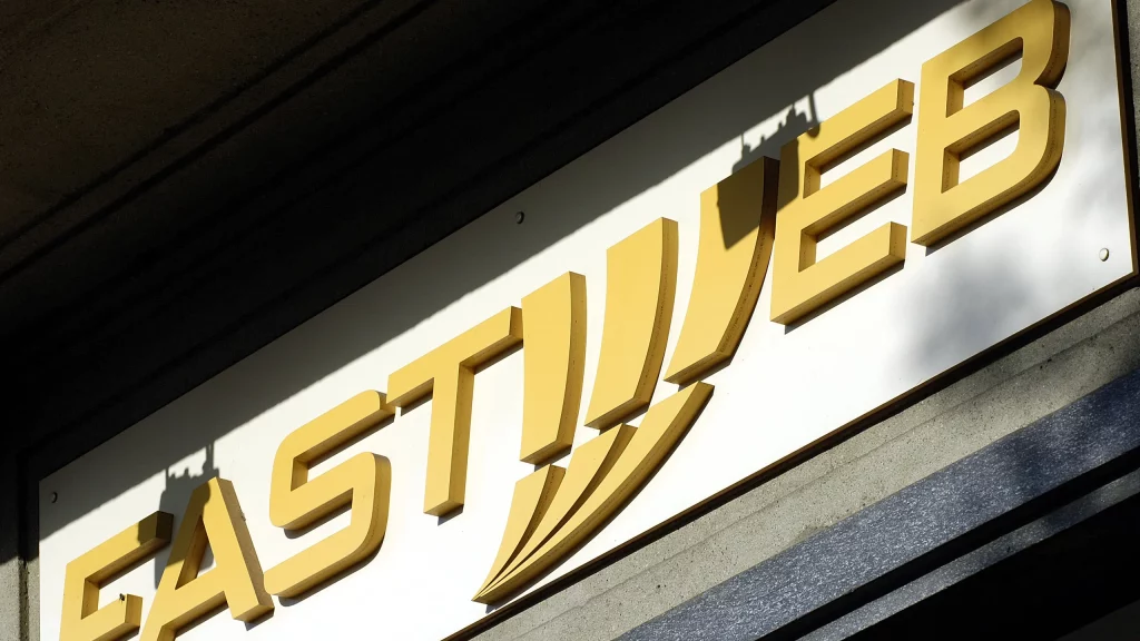 Fastweb in down: migliaia di utenti senza connessione in tutta Italia