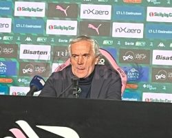 Spezia, Donadoni: “Non ho visto differenza con il Palermo, buona gara”