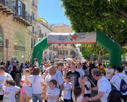 Il Palermo FC al fianco della StraPapà 2026