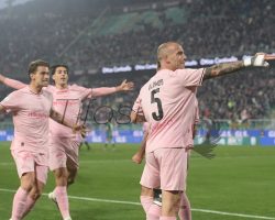 Palermo-Avellino 2-0: un gol per tempo stende gli irpini