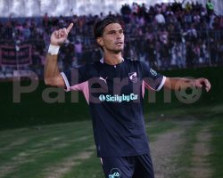 Palermo, Segre e l’abbraccio post partita