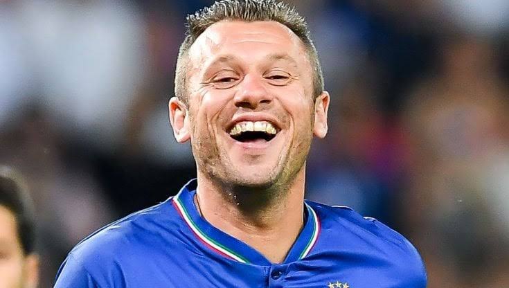 Cassano: “Esposito? È goffo, fa fatica a correre, è simile a Toni”